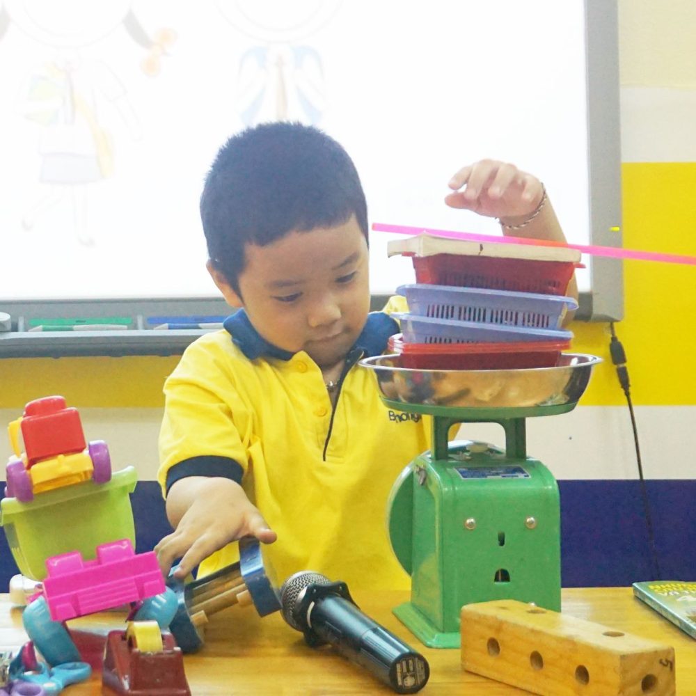 Trại hè bán trú toán học